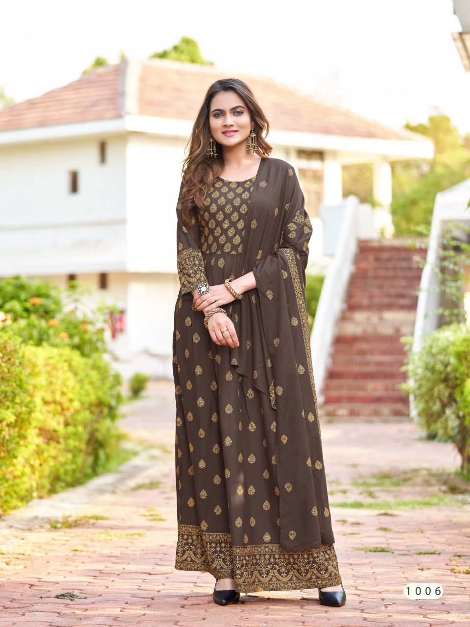Banwery Paridhi Fancy Ethnic Wear Heavy Rayon Long Kurti With Dupatta Collection
